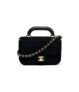 Chanel Мини-сумка Flap Black - фото 1