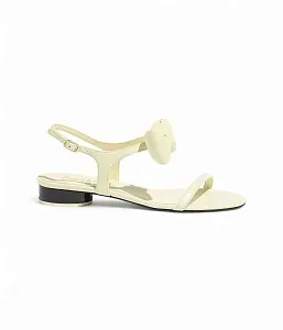 Chanel Кожаные сандалии Light Yellow - фото 1