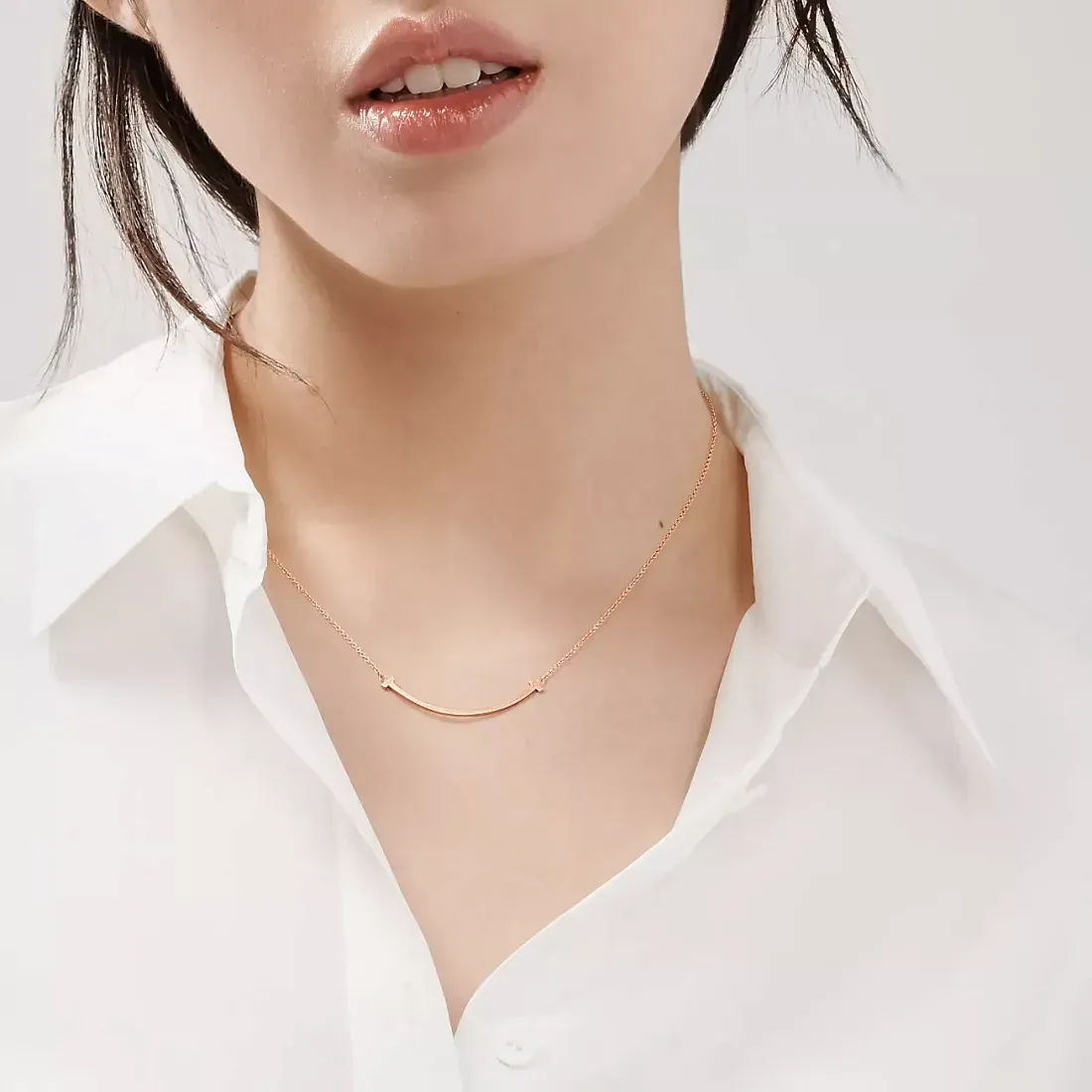 Tiffany & Co. Подвеска T Smile Small Pendant Rose Gold - фото 2
