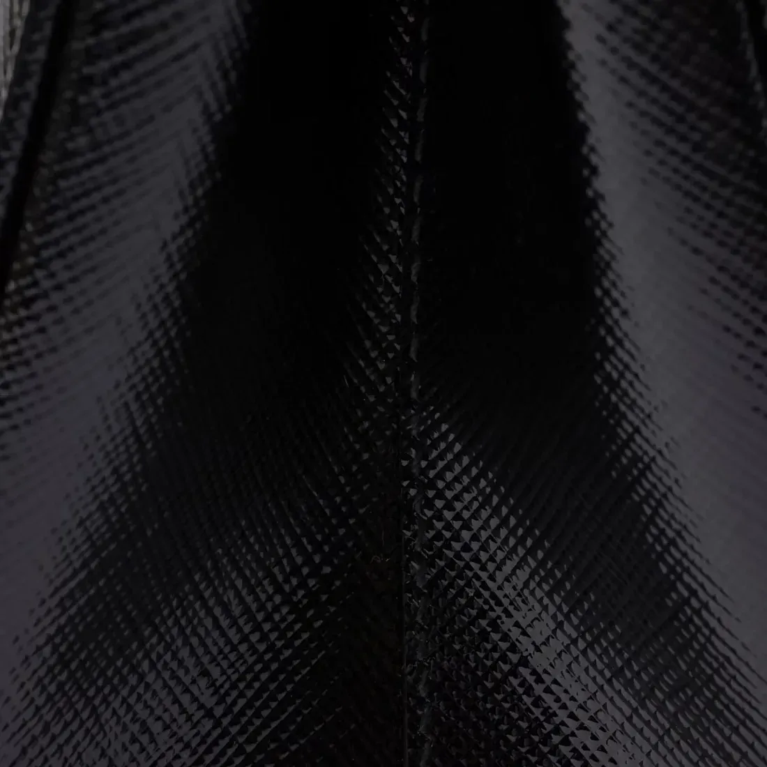 Prada Мини-сумка Galleria из лакированной сафьяновой кожи Black - фото 7
