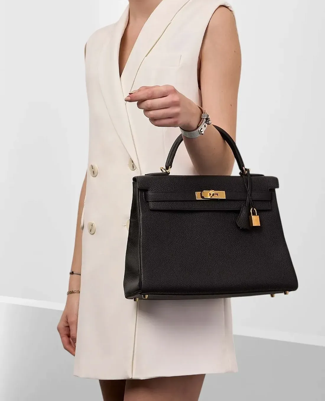 Hermès Сумка Kelly 32 Black Togo Gold Hardware - фото 2