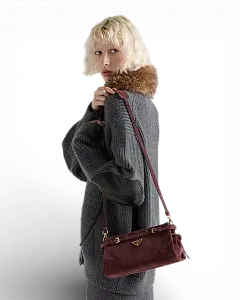 Prada Сумка Bonnie small suede shoulder - фото 2
