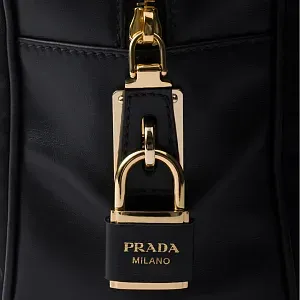 Prada Большая сумка с верхними ручками из Re-Nylon и кожи с замком - фото 6