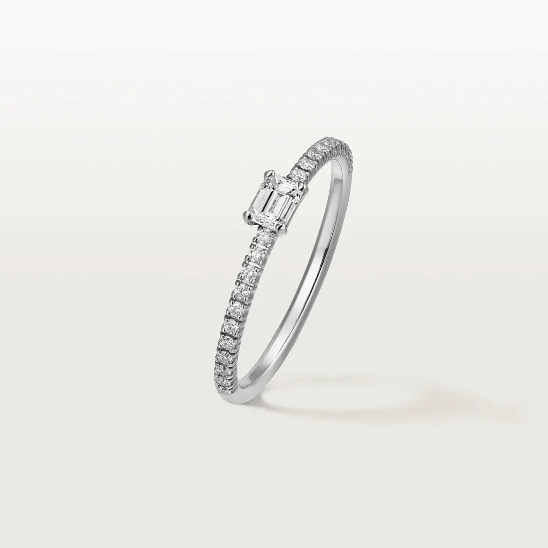 Cartier Кольцо Emerald-Сut Diamond с бриллиантовым паве Etincelle de White Gold - фото 3