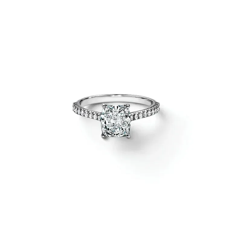 Помолвочное кольцо Tiffany Novo Cushion-cut Engagement Ring with a Pave Diamond Platinum Band - фото 1