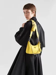 Prada Сумка Re-Edition 2005 из Re-Nylon Citron Yellow - фото 5