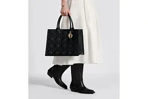 Dior Сумка Book Tote модель среднего формата - фото 2