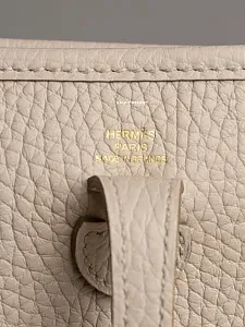 Hermès Сумка Evelyne 16 Beton Clemence Gold Hardware - фото 7