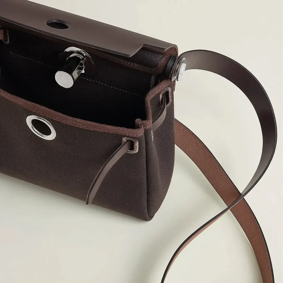 Hermès Сумка Herbag Zip 20 Ebene Militaire Hunter Palladium Hardware - фото 3