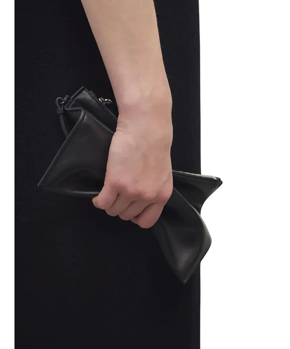 The Row Клатч Wristlet Pouch Black из кожи Black - фото 2