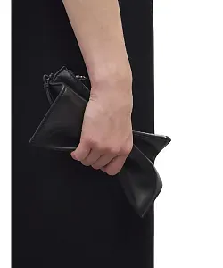 The Row Клатч Wristlet Pouch Black из кожи Black - фото 2
