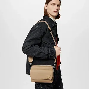 Louis Vuitton Мессенджер Fastline - фото 4
