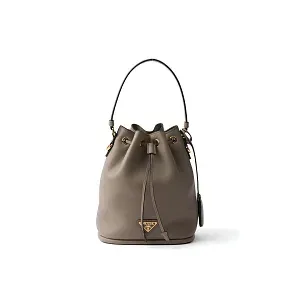 Prada Кожаная мини-сумка Clay - фото 1