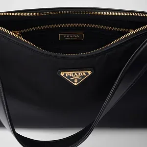 Prada Большая сумка через плечо Aimee из Re-Nylon и кожи с замком - фото 6