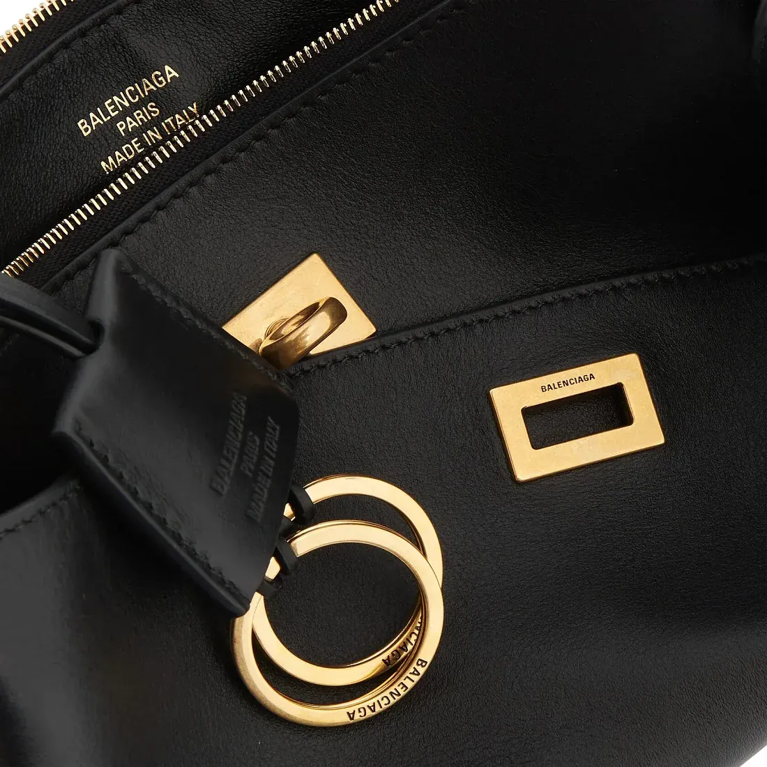 Balenciaga Сумка Rodeo Sling Pochette in Black - фото 6