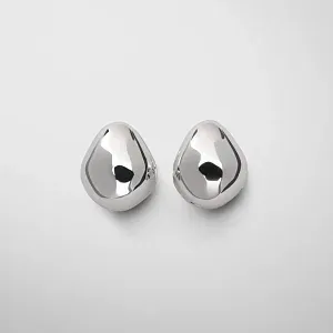 Phoebe Philo Серьги-пусеты Pebble Silver - фото 1