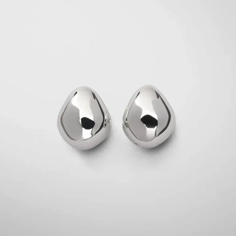 Серьги-пусеты Pebble Phoebe Philo Silver - фото 1