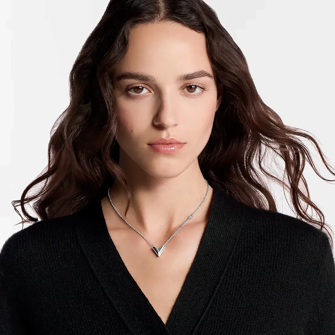 Louis Vuitton Колье Essential V - фото 4