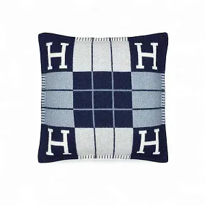 Hermès Подушка Avalon 52 см Ecru Caban - фото 1