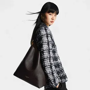 Louis Vuitton Сумка Low Key Hobo MM Rouge - фото 8