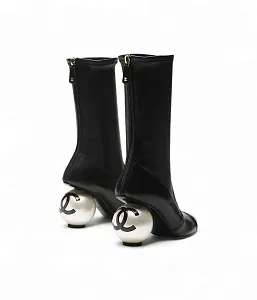 Chanel Кожаные сапоги Black - фото 3