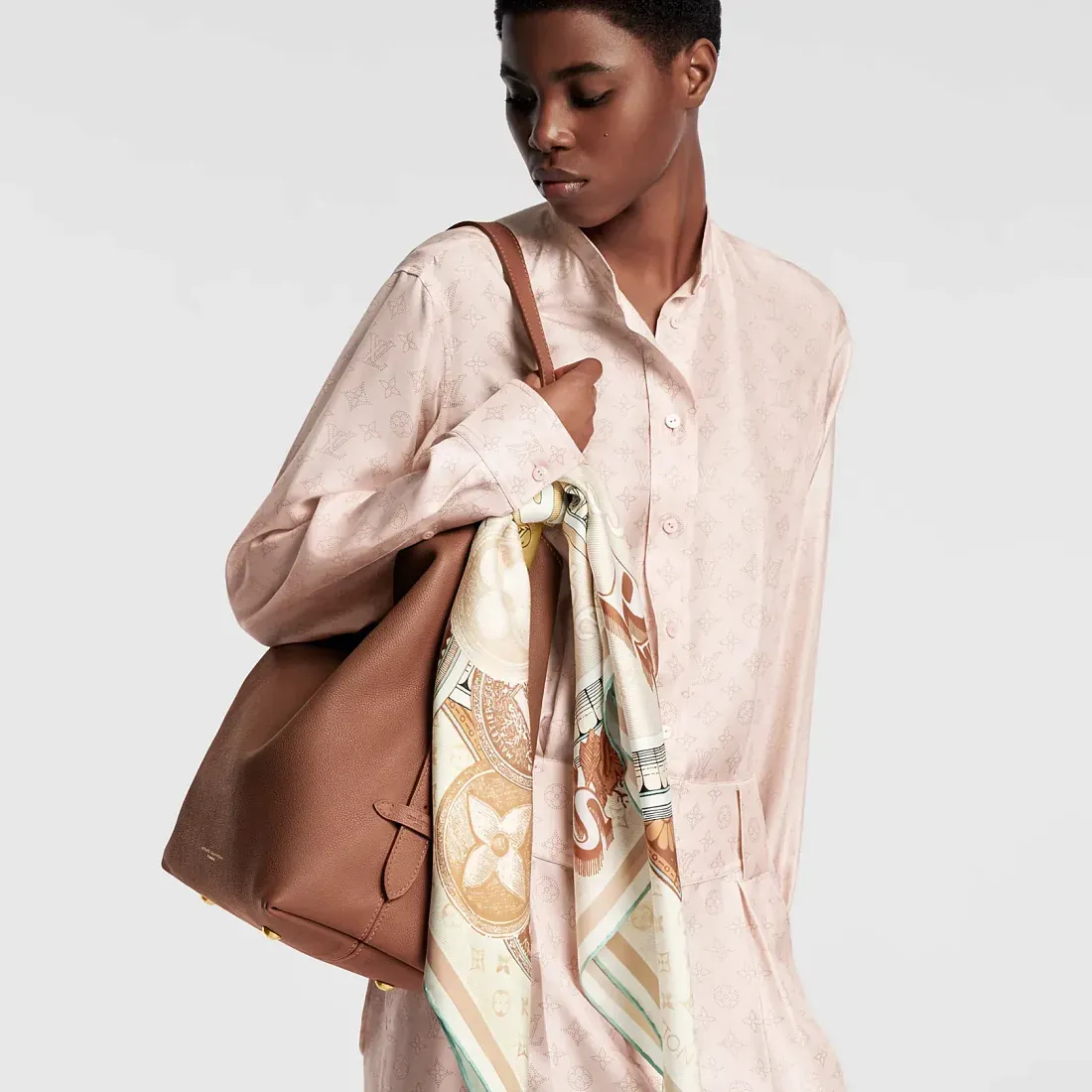 Louis Vuitton Платок-каре Malles Merveilleuses 90 Beige - фото 2