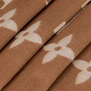 Louis Vuitton Шарф Reykjavik Sand - фото 3