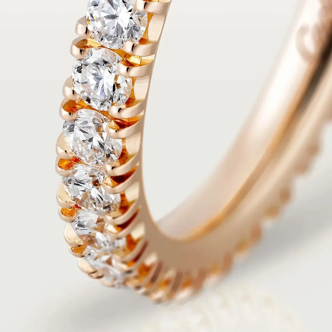 Cartier Обручальное кольцо с бриллиантовым паве Etincelle de 2,6 мм Rose Gold - фото 3