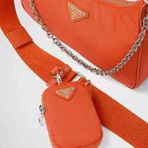 Prada Сумка Re-Edition 2005 из Re-Nylon Orange - фото 8