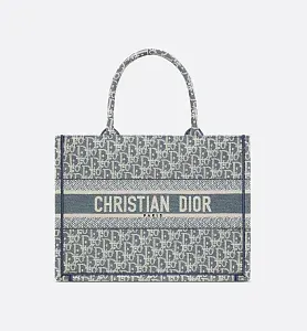 Dior Сумка Book Tote oblique chambray среднего формата - фото 1