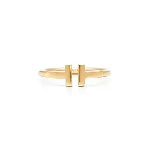 Tiffany & Co. Кольцо T Wire Ring Yellow Gold - фото 1