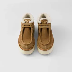 Prada Ботинки чукка из замши - фото 5