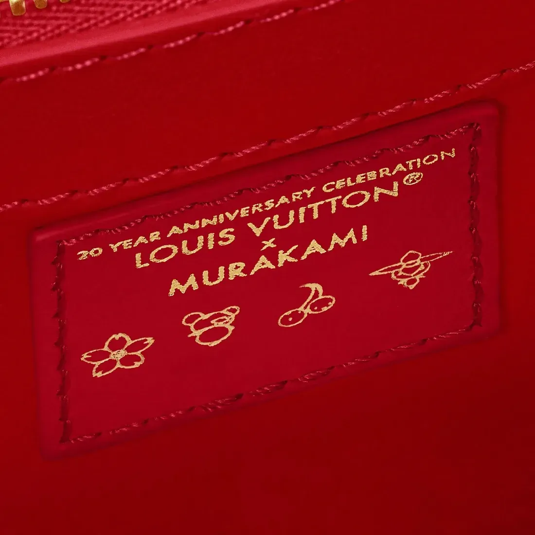 Louis Vuitton Мини-сумка Capucines LV x TM - фото 5