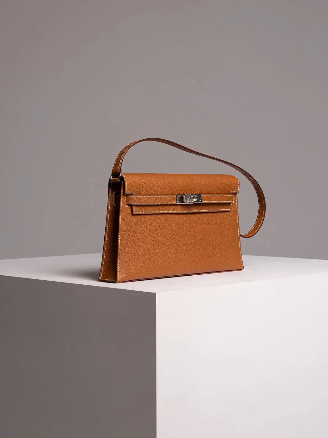 Hermès Сумка Kelly Elan Gold Madame Palladium Hardware - фото 3