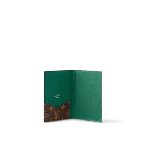 Louis Vuitton Обложка для паспорта Green - фото 2