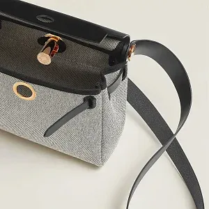 Hermès Сумка Herbag Zip 20 Noir Ecru Viking Canvas Hunter Gold Hardware - фото 3