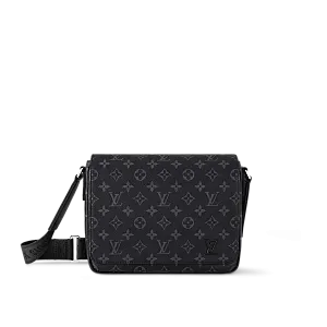 Louis Vuitton Сумка District PM - фото 1