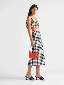 Prada Мини-сумка Re-Edition 2005 из Re-Nylon и сафьяновой кожи Orange - фото 2