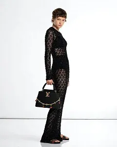 Louis Vuitton Сумка Capucines MM LV x TM - фото 2