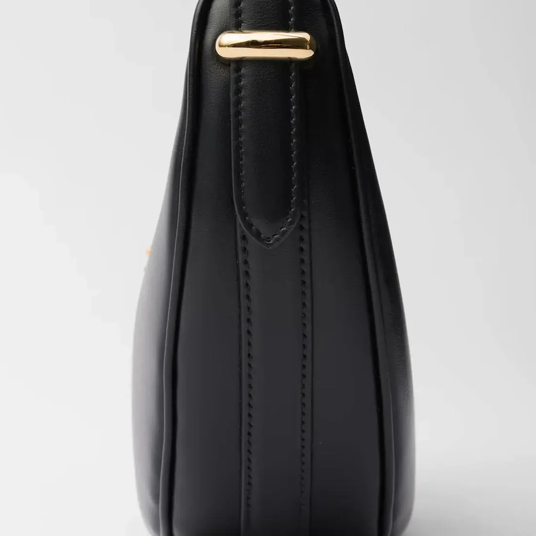 Prada Маленькая кожаная сумка через плечо Arque Black - фото 8