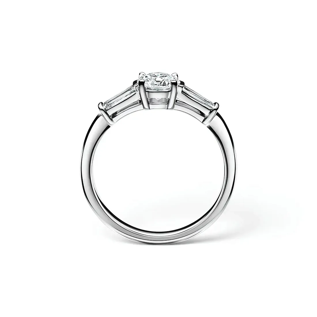 Tiffany & Co. Помолвочное кольцо Trois pierres Engagement Ring with Baguette Side Stones in Platinum - фото 5