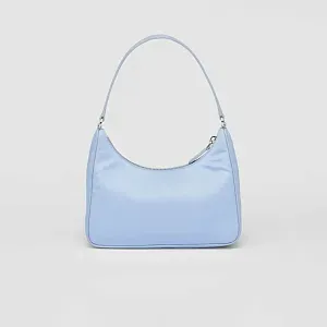 Prada Мини-сумка Re-Edition 2005 из Re-Nylon и сафьяновой кожи Light Blue - фото 4