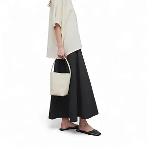 The Row Сумка Small NS Park Tote Black из кожи Ivory - фото 2