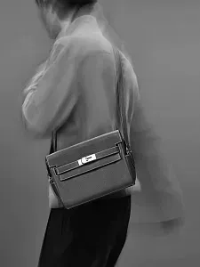 Hermès Сумка Kelly Messenger PM Noir Evergrain Palladium Hardware - фото 2