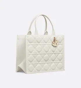 Dior Сумка Book Tote calfskin среднего формата Latte - фото 3