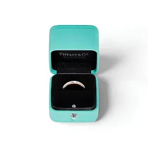 Tiffany & Co. Обручальное кольцо Together Milgrain Band Ring Men Rose Gold - фото 4