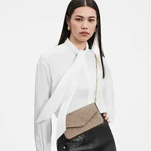 Louis Vuitton Клатч Felicie Tourterelle - фото 2