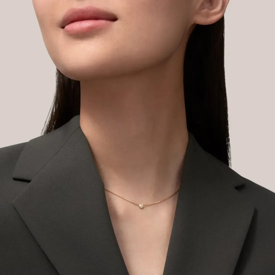 Cartier Кулон Love, brilliant-cut diamond, mini model Yellow Gold - фото 2