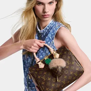 Louis Vuitton Брелок для сумки Acorn - фото 2