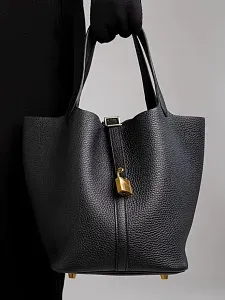 Hermès Сумка Picotin 22 Black Clemence Gold Hardware - фото 2